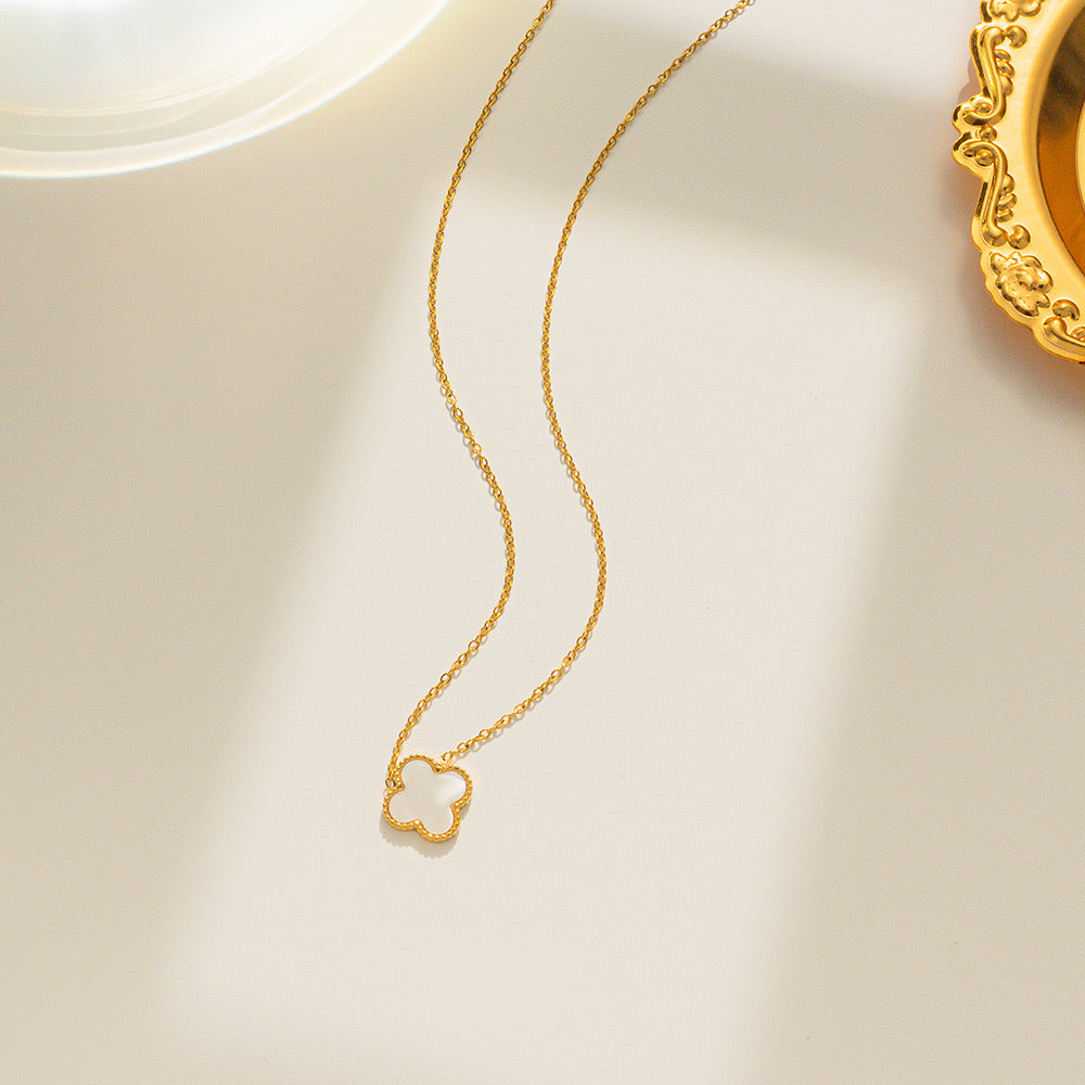 La Bonita 18k Gold Plated Four Leaf Clover Necklace - WHITE