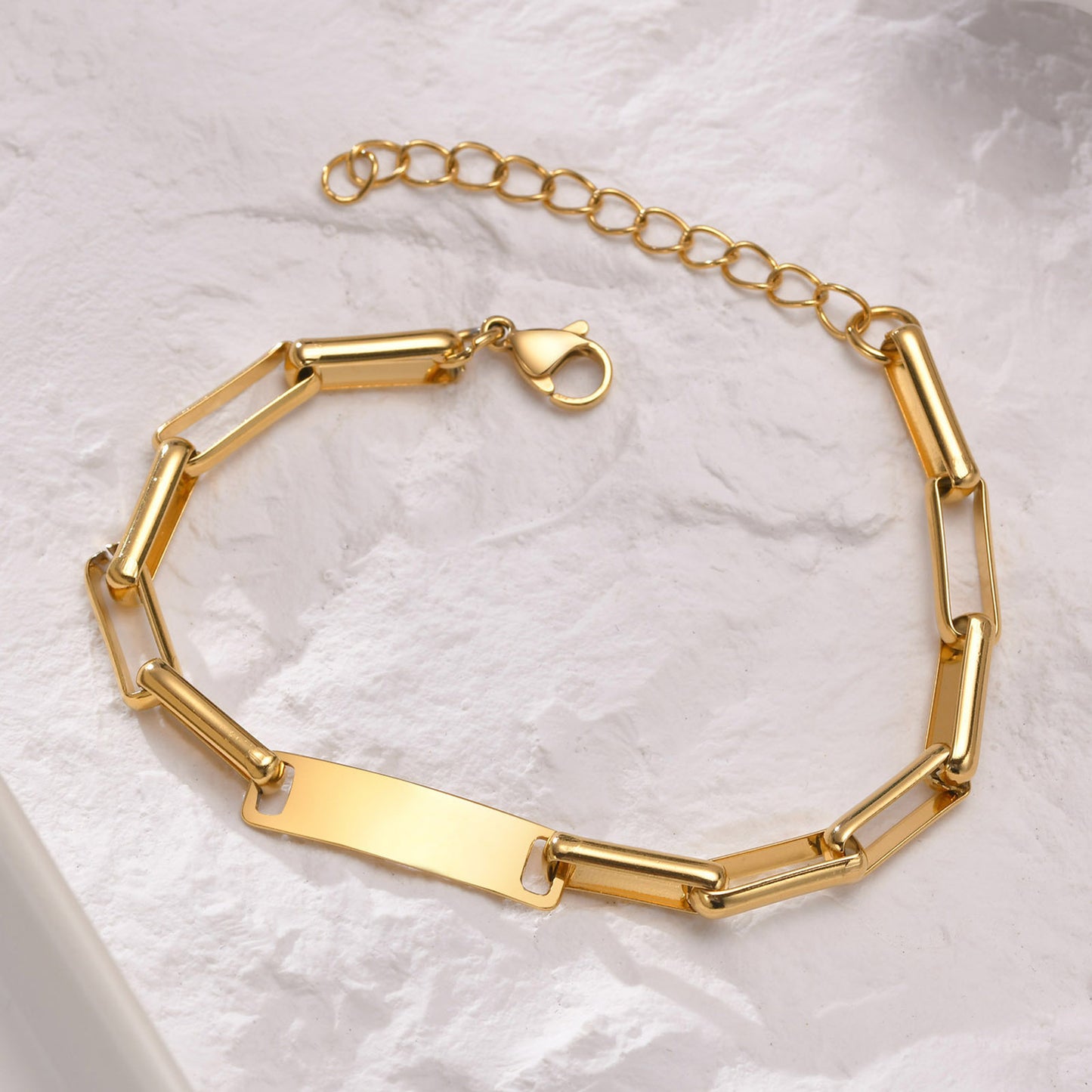 La Bonita Long Link Mixed Chain Bracelet In Gold Plate