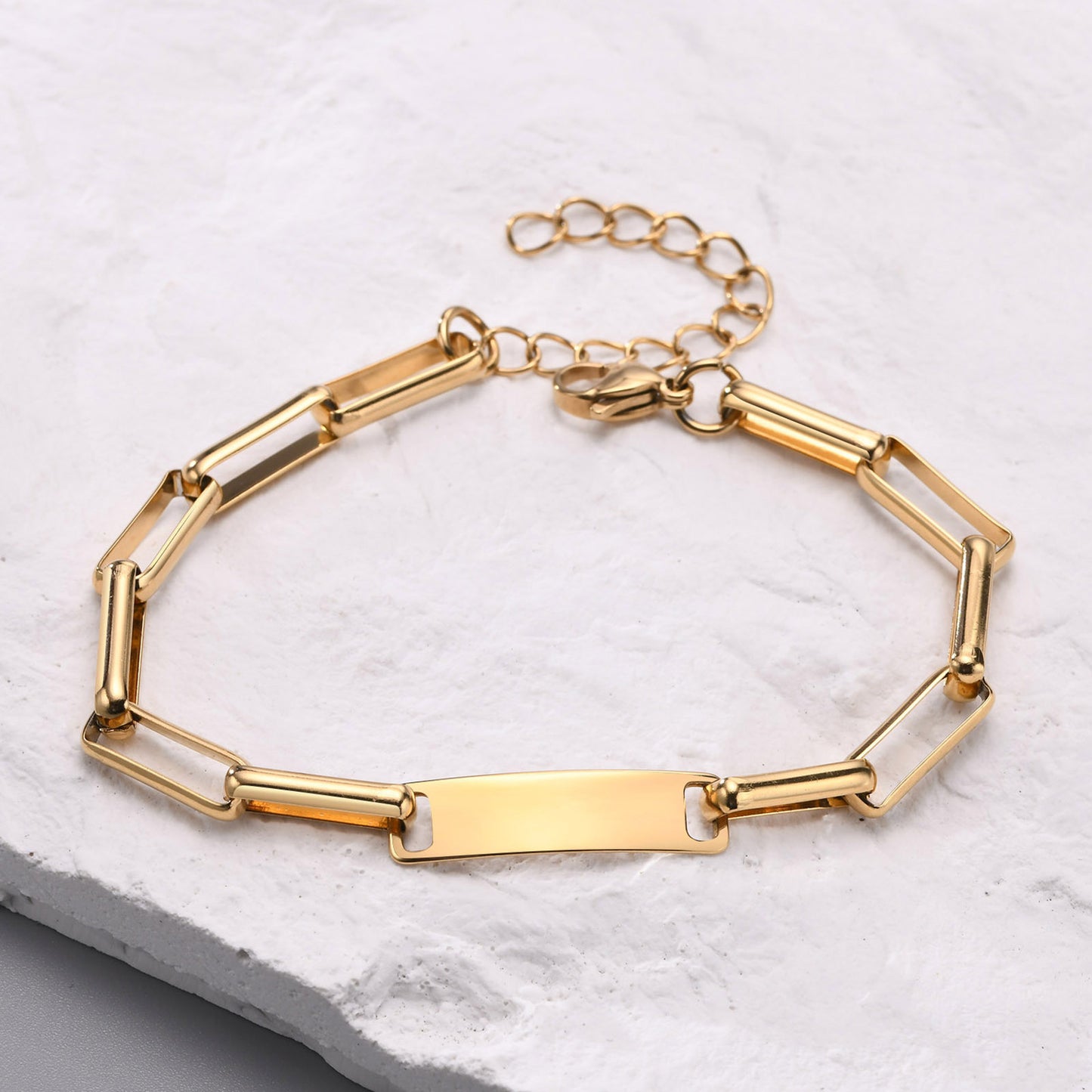 La Bonita Long Link Mixed Chain Bracelet In Gold Plate